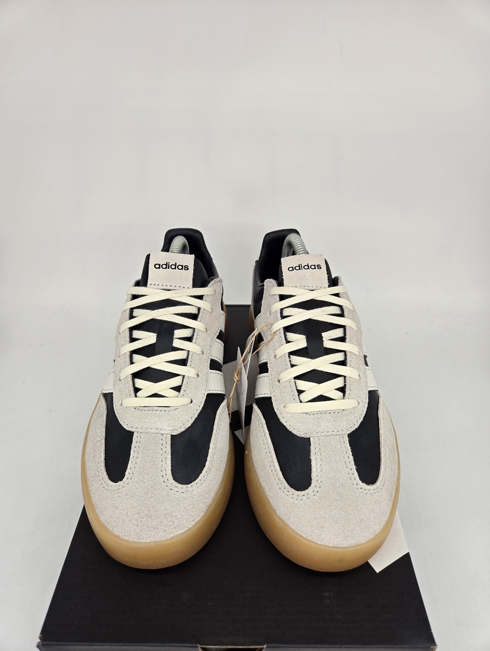 adidas Women's Barreda Decode Lux JR3530 Off White Black Gum Shoes Size 7 - Picture 2 of 8